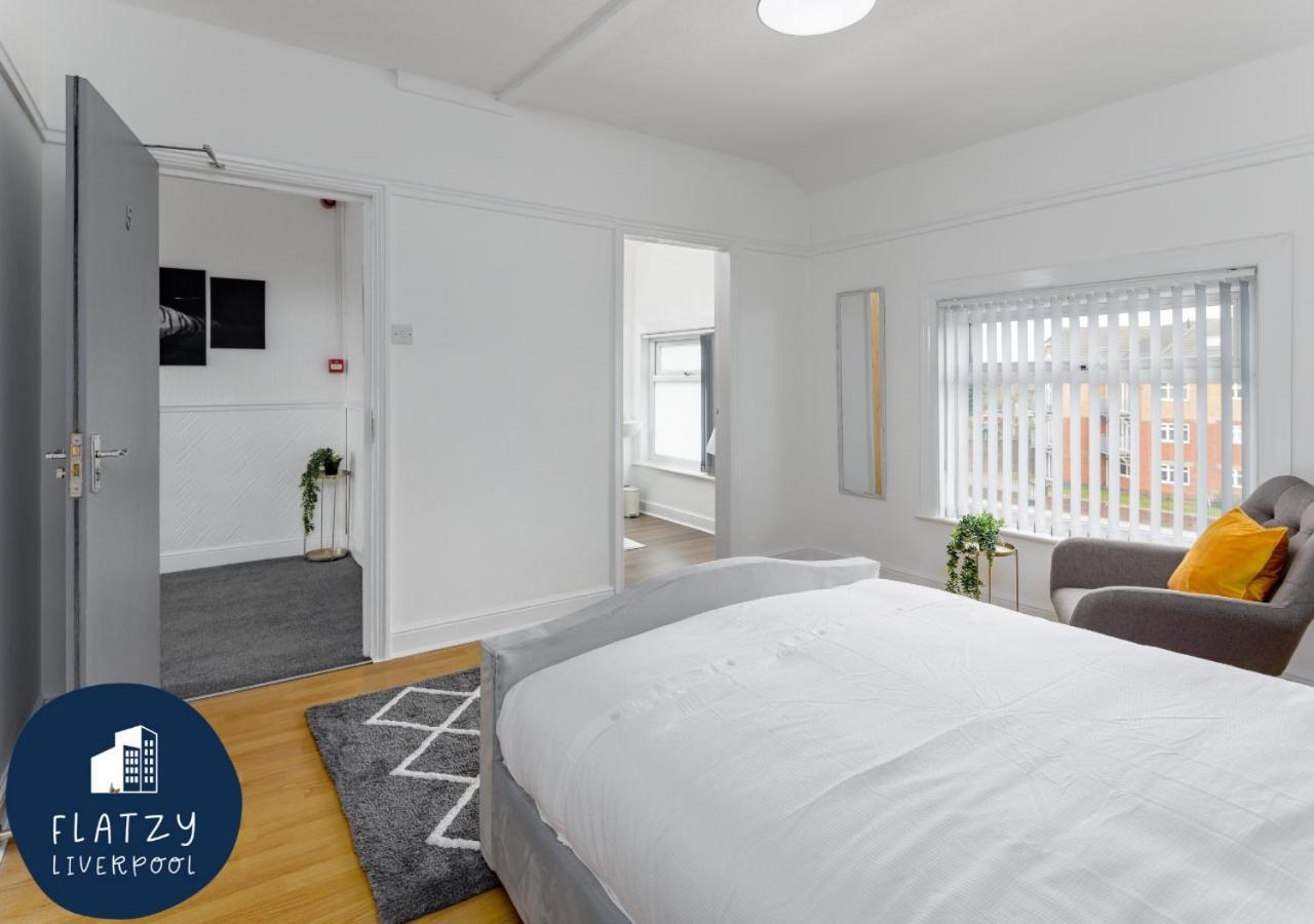 Flatzy - 6 Bed Oasis Close To Football Stadiums 利物浦 外观 照片