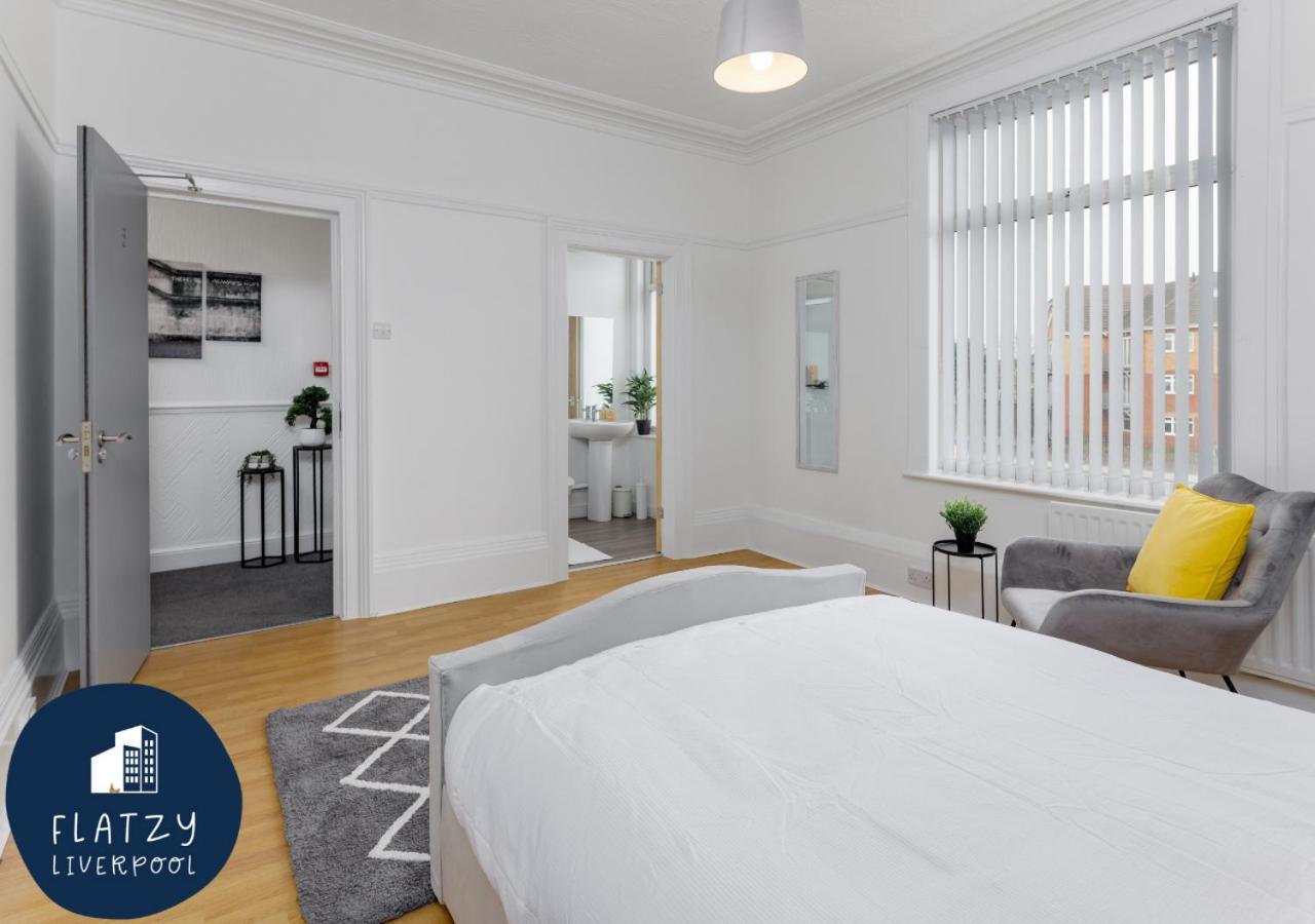 Flatzy - 6 Bed Oasis Close To Football Stadiums 利物浦 外观 照片